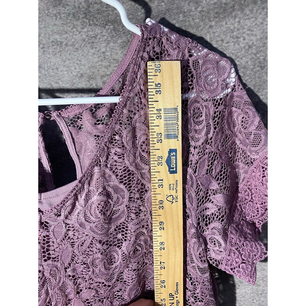 Forever 21 Mauve Lace V-Neck Short Sleeve Dress - Picture 11 of 13